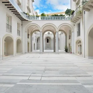 Guest house One